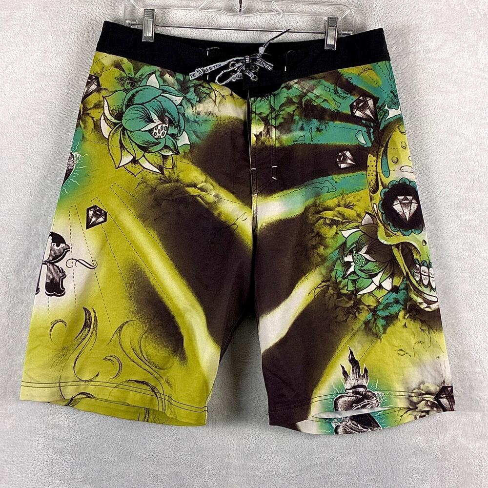 VTG Remetee Board Shorts Men 34 Yellow Green Skull Diamonds Surf Beach Metal Y2K